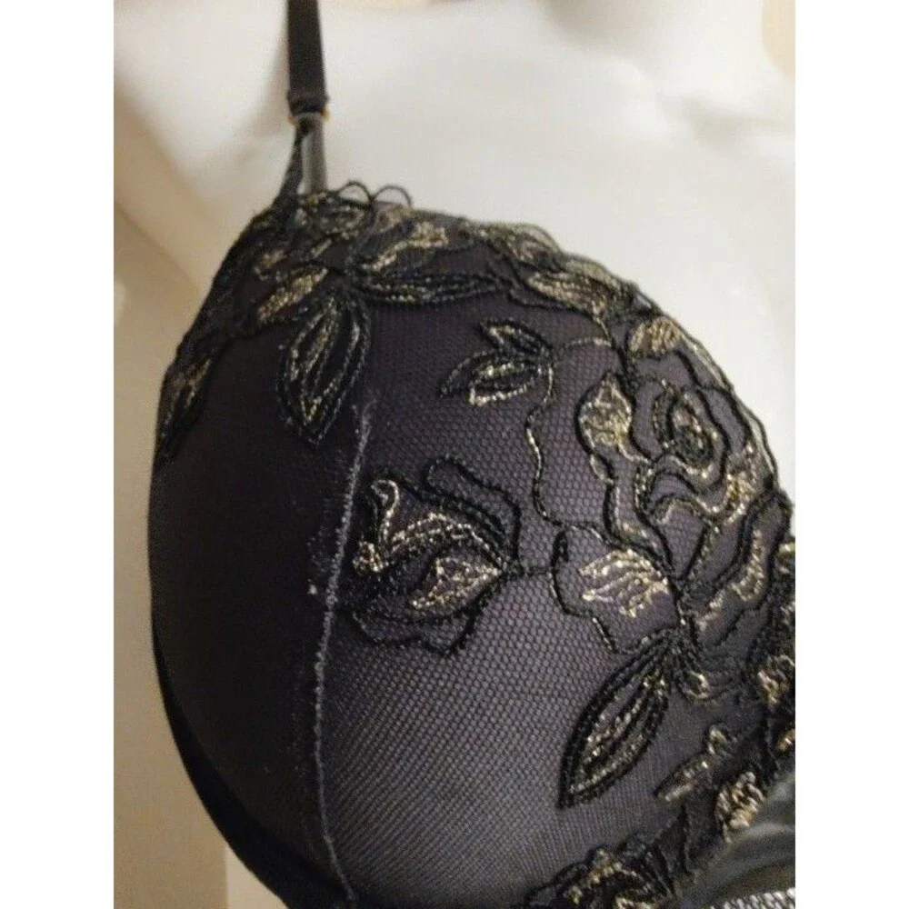 Victoria's Secret Very Sexy Black Fishnet Mesh Lace Rhinestone Straps Bra 34C